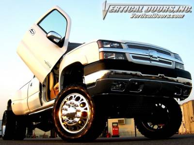 Vertical Doors Inc - Chevrolet Silverado Vertical Doors Inc Vertical Lambo Door Kit - VDCCHEVY/GMC9906