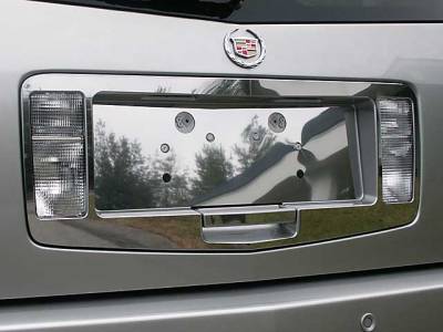 QAA - CADILLAC SRX 4dr QAA Stainless 3pcs License Plate Surround LPS44260