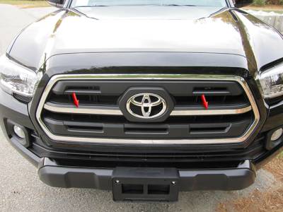 QAA - TOYOTA TACOMA 2/4dr QAA Stainless 2pcs Grille Accent SG16175