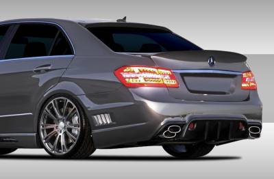 Duraflex - Mercedes-Benz E Class Duraflex Eros Version 1 Rear Bumper Cover - 1 Piece - 107799