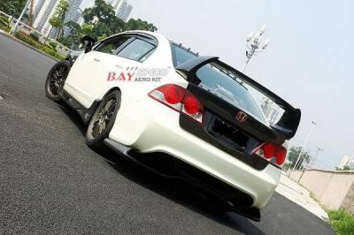 Honda Civic Bay Speed JDM FD2 Carbon Fiber Rear Bumper - CF3038TR