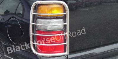 Chevrolet Suburban Black Horse Taillight Guards