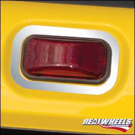 Hummer H2 RealWheels Rear Upper Marker Light Bezels - Polished Stainless Steel - 3PC - RW124-1-A0102