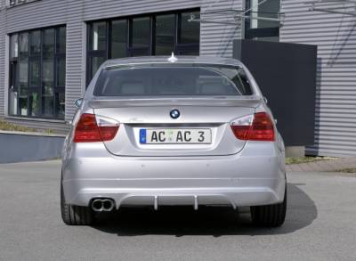 E90 Rearwing